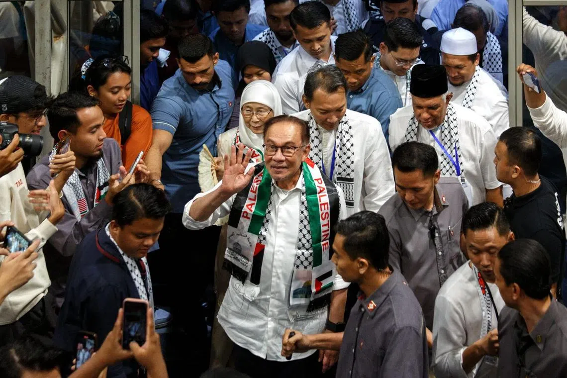 Malaysian PM Anwar Ibrahim attending a pro-Palestinian rally in Kuala Lumpur on Oct. 24, 2023. 