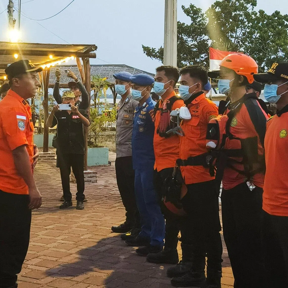 Search and rescue officials attending a briefing on Sept 8. Eight people, including five journalists, went missing while travelling by speedboat to cover the eruption of Mount Anak Krakatau.