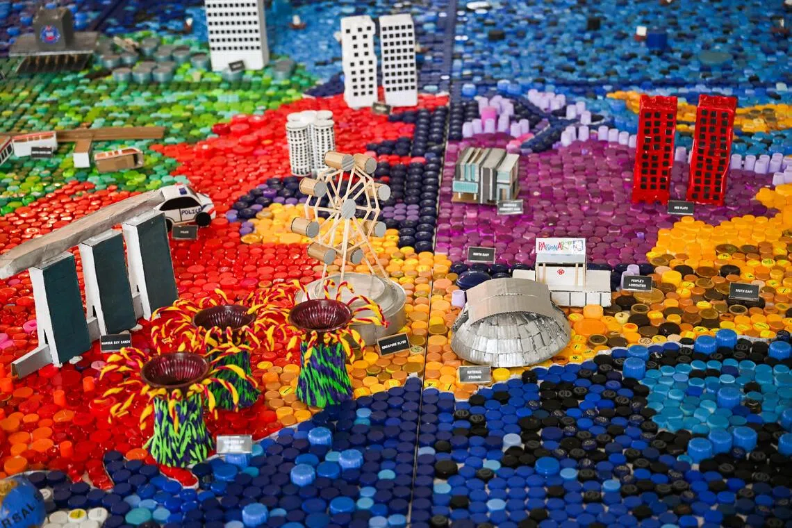 The central Singapore area on the map featuring icons such as Marina Bay Sands, Gardens by the Bay, the Singapore Flyer and the National Stadium.