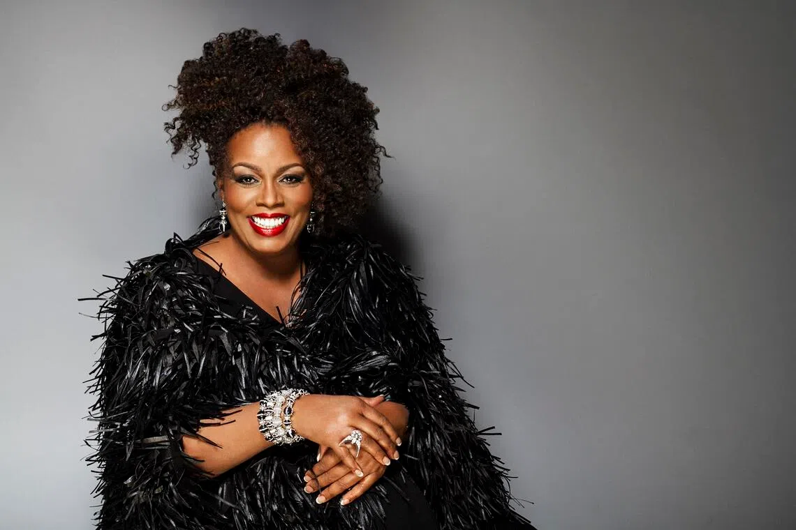 edpicks06 - American jazz and R&B singer Dianne Reeves

copyrights: PHOTO: ESPLANADE – THEATRES ON THE BAY
put in LIFE
