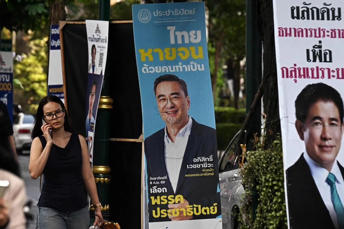 Some of the world’s biggest money managers say this weekend’s general election is prompting them to keep exposure limited, as the outcome will only compound existing challenges.