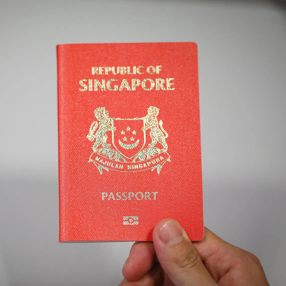 The Singapore passport allows visa-free access to 193 destinations, topping a global ranking released in July 2025.