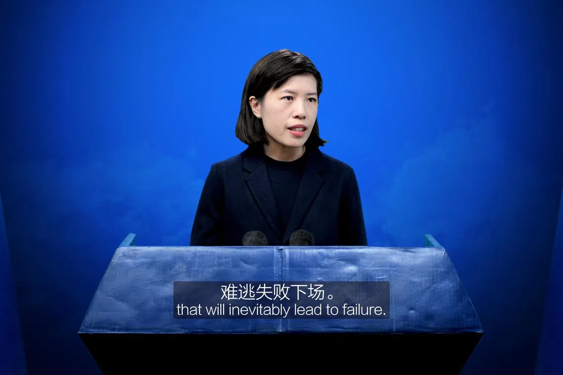 Hong Kong artist Kwan Sheung Chi's In Defence Of Kwan Sheung Chi adopts the language of militant patriotism to abuse his own critics.