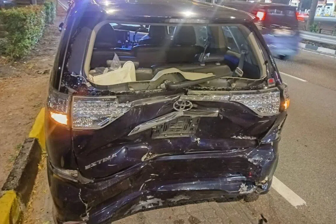 JB police seek info on S’porean man seriously injured in accident involving Malaysian cop, driver