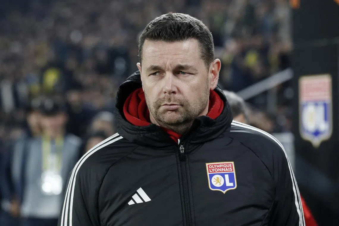 FILE PHOTO: Soccer Football - Europa League - Fenerbahce v Olympique Lyonnais - Sukru Saracoglu Stadium, Istanbul, Turkey - January 23, 2025 Olympique Lyonnais coach Pierre Sage before the match REUTERS/Dilara Senkaya/File Photo