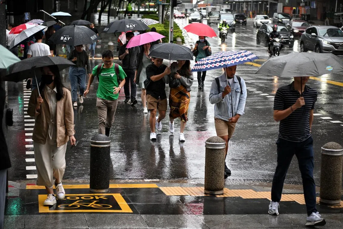 On most days in the first two weeks of July, there may be short thundery showers between the late morning and afternoon over various areas.