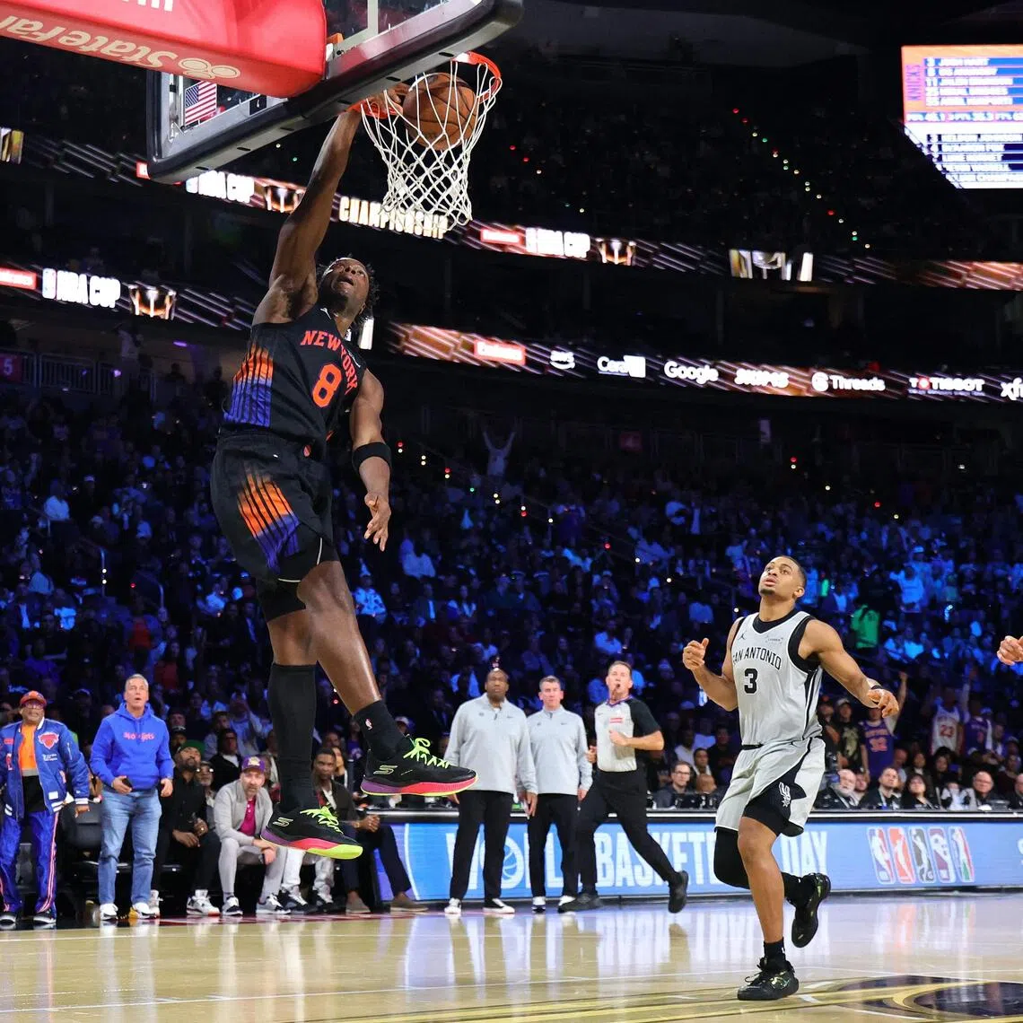 OG Anunoby of the New York Knicks dunks the ball during the second quarter against the San Antonio Spurs.