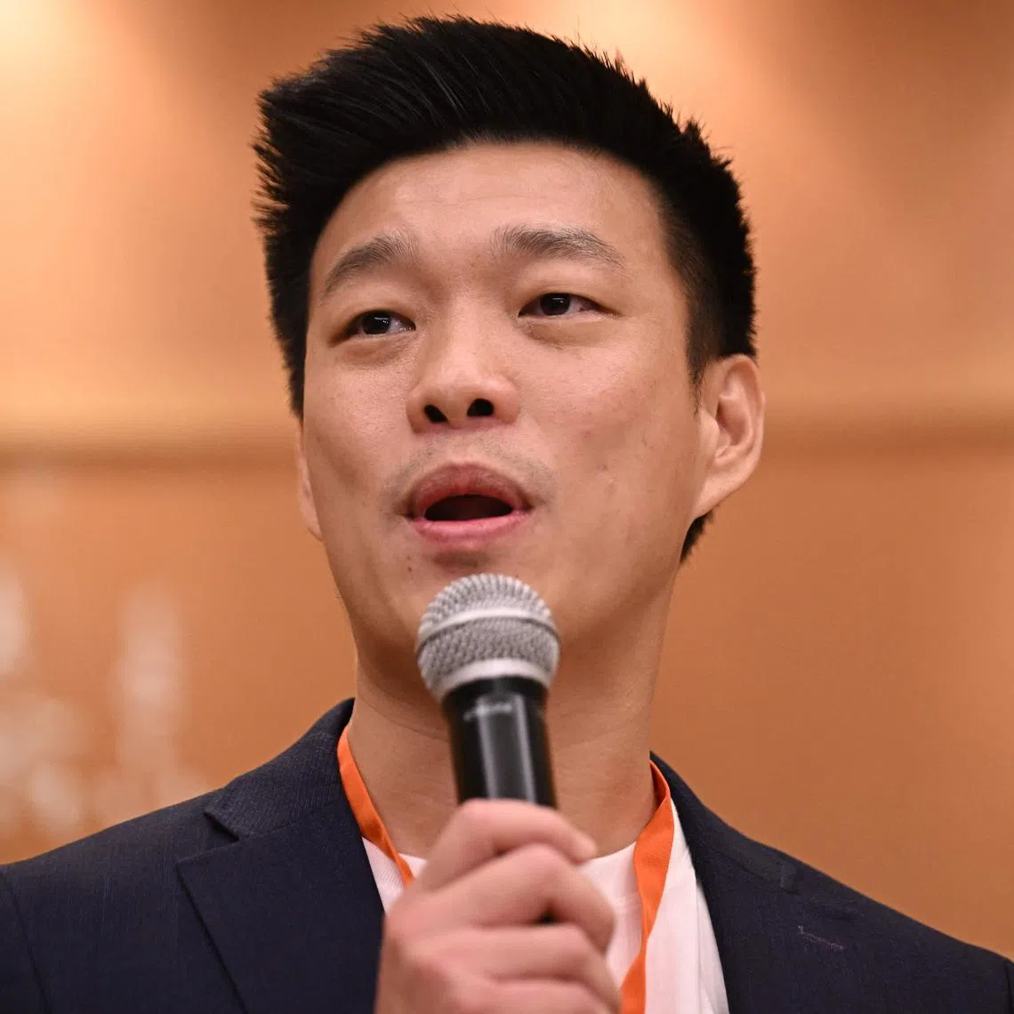 The new party will be led by tech entrepreneur Natthaphong Ruengpanyawut, 37, and known as “Prachachon”, or “People” in English. 