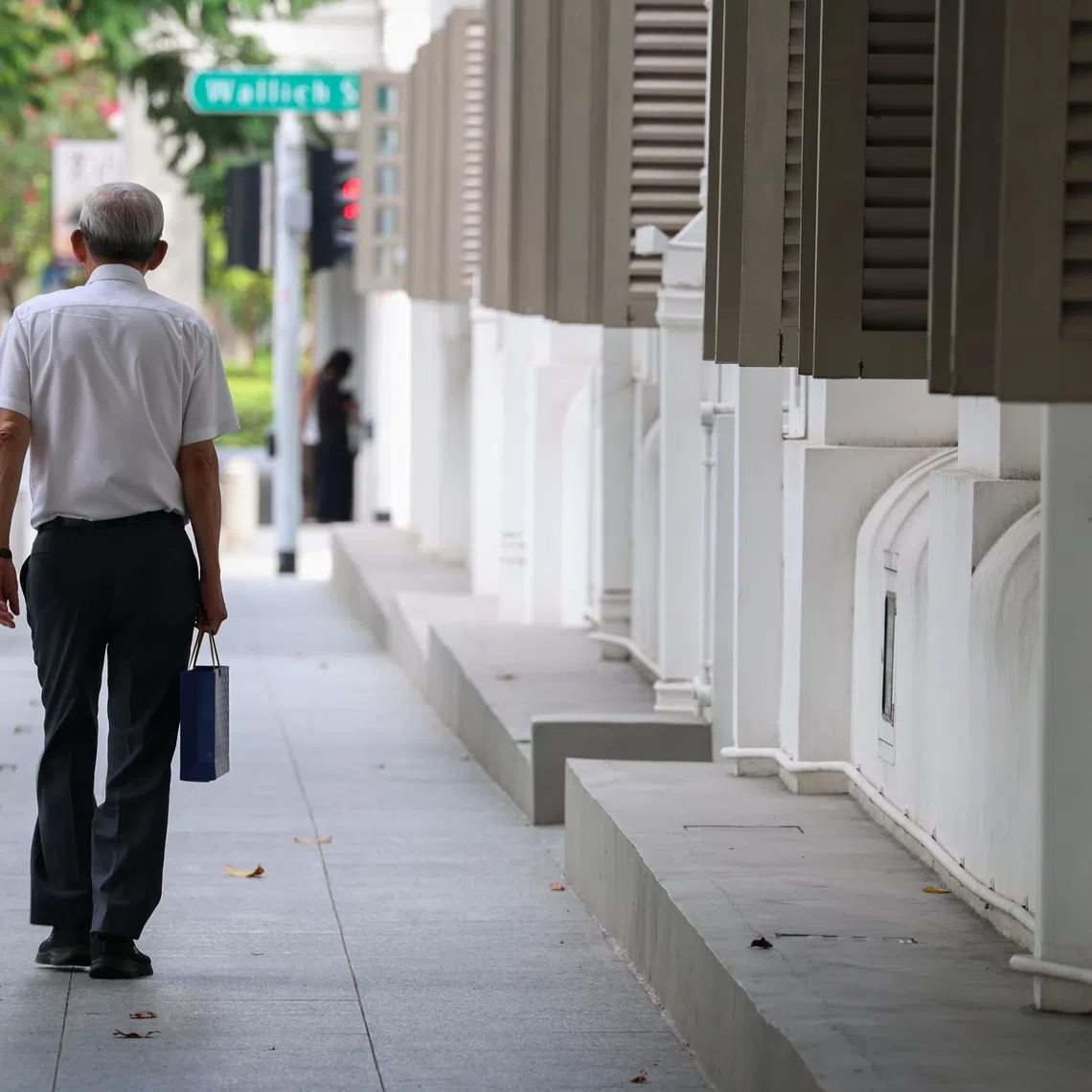 A person may be financially wealthy, yet time-poor, experience-poor or purpose-poor.