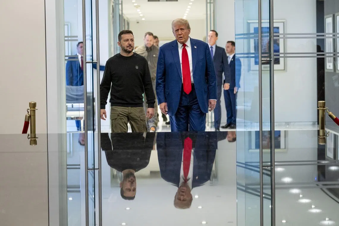 Ukrainian President Volodymyr Zelensky (left) visiting former US president Donald Trump in New York, in September 2024.