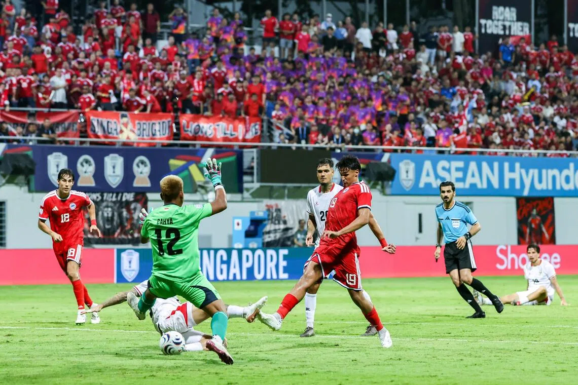 Ilhan Fandi Leads Lions to ASEAN Championship Semifinals