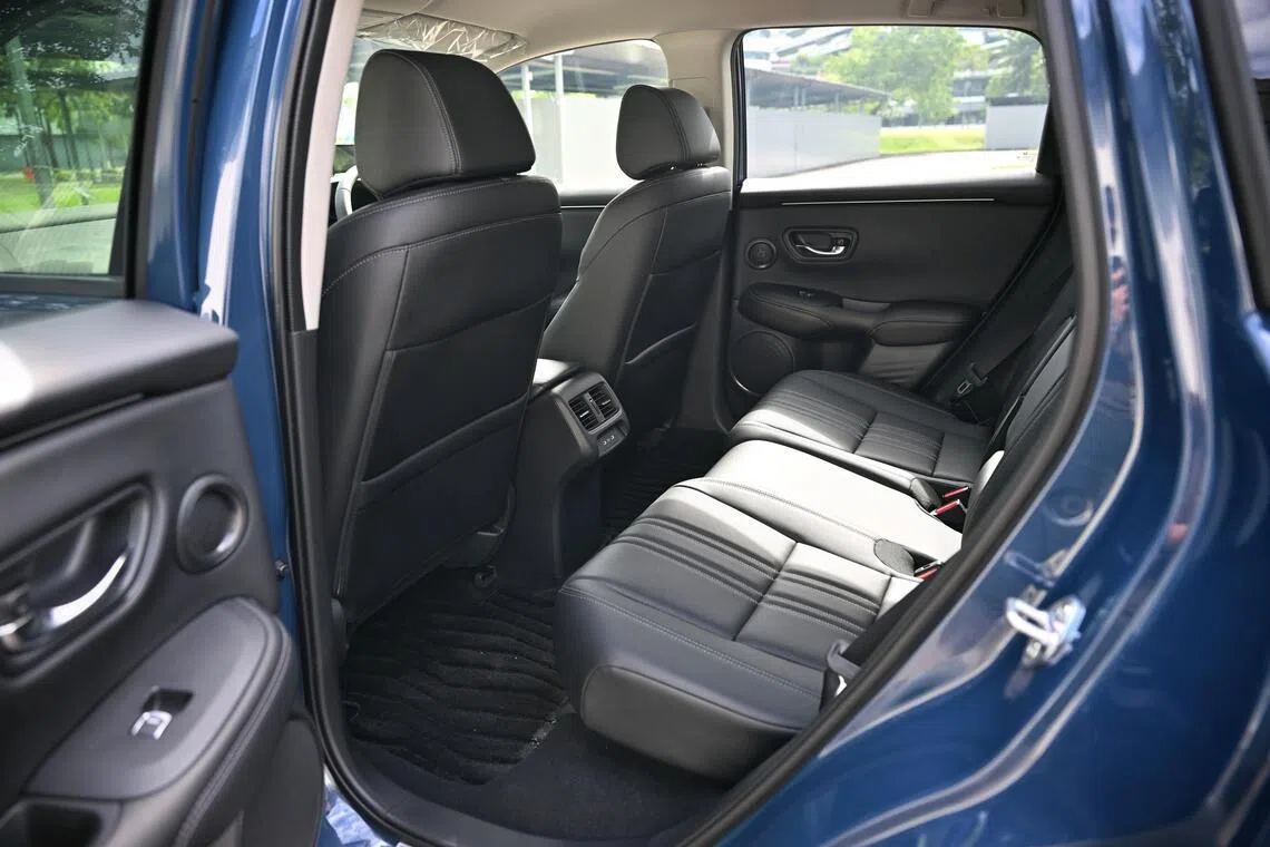 The ZR-V second row’s floor is flat but strangely raised.