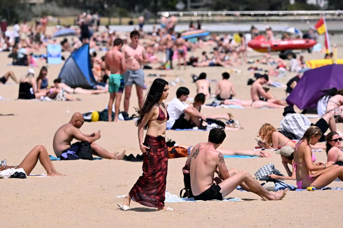 The nation's weather forecaster warned that the temperature could reach 41 deg C in Victoria's capital Melbourne, more than 14 deg C above the city's mean maximum temperature for January.