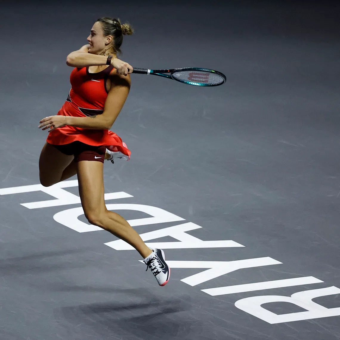 Tennis - WTA Finals - Riyadh - King Saud University Indoor Arena, Riyadh, Saudi Arabia - November 8, 2025 Belarus' Aryna Sabalenka in action during her final match against Kazakhstan's Elena Rybakina REUTERS/Hamad I Mohammed