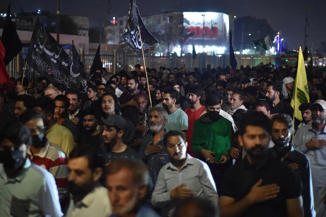 Families fleeing after 82 killed in 3 days of sectarian violence in ...