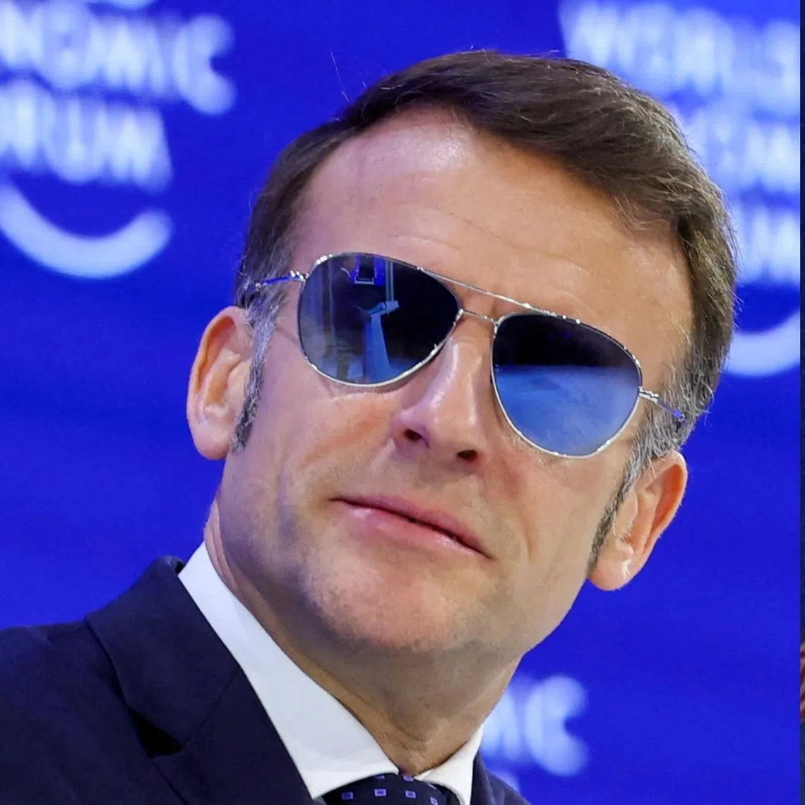 The government X account "French Response" has been battling information it deems to be false from Russian and US accounts since September.