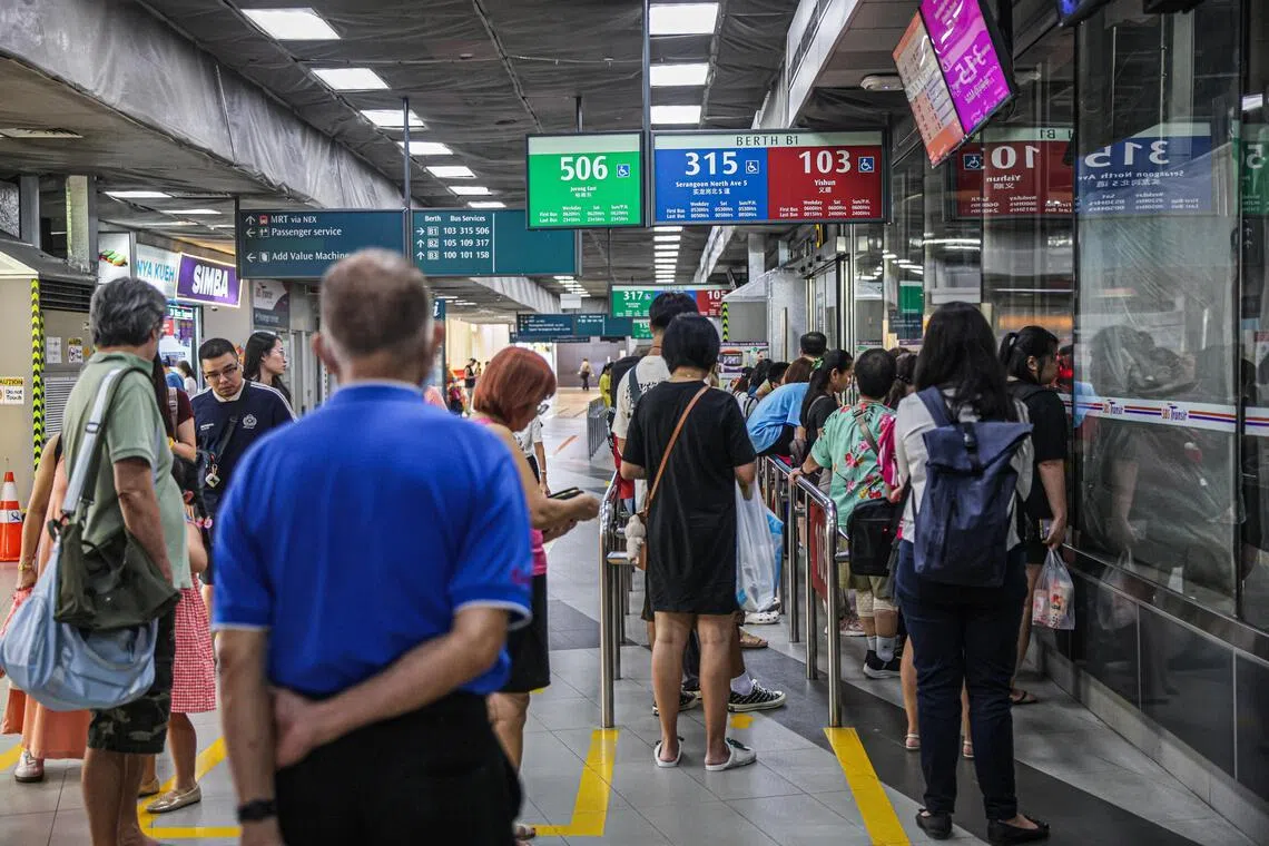 SMRT Buses wins contract to run 26 bus services in Eunos and Serangoon from June 2027
