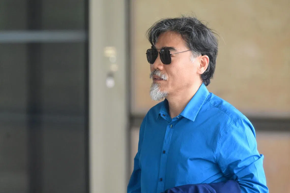 ST20241112_202476800440 sechua12 Azmi Athni/Selina Lum//

(ID Confirmed by Selina)

Mr Ren Xin Wu entering the Supreme Court at 1:50pm on Nov 12. He is involved in a business dispute case involving Chua Chim Kang who is a chief editor at Mediacorp (formerly from ZB) and Lee Kuan Fung who used to be in ZB. 

ST PHOTO: AZMI ATHNI