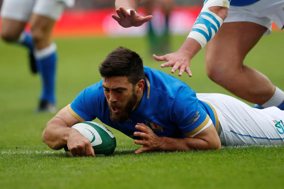 FILE PHOTO: Rugby Union - Six Nations Championship - Ireland vs Italy - Aviva Stadium, Dublin, Republic of Ireland - February 10, 2018   Italy’s Edoardo Gori scores their second try    REUTERS/Russell Cheyne/File Photo