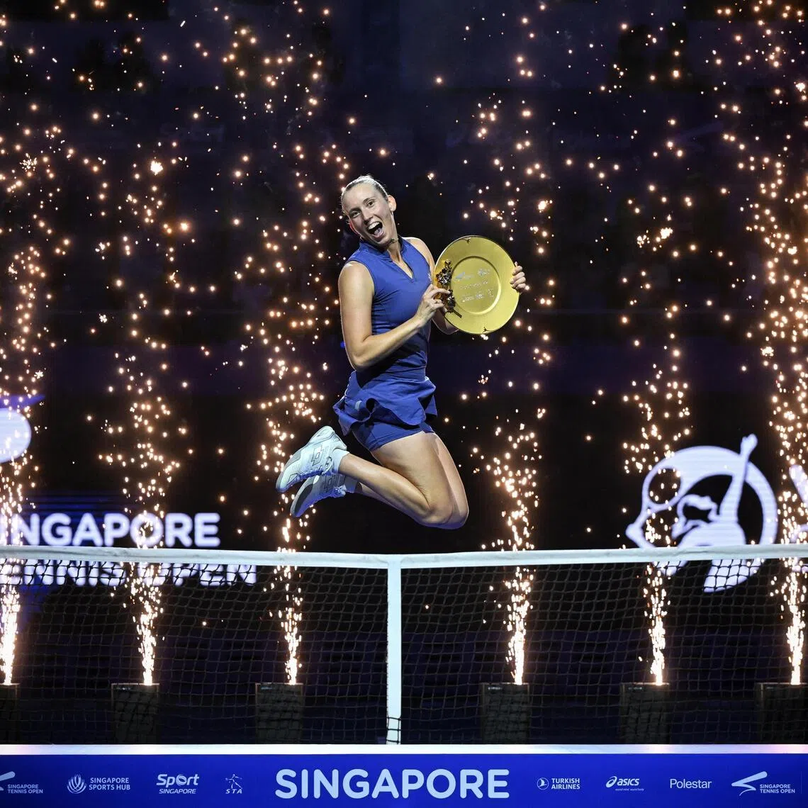 Singapore Tennis Open Champion, Elise Mertens.