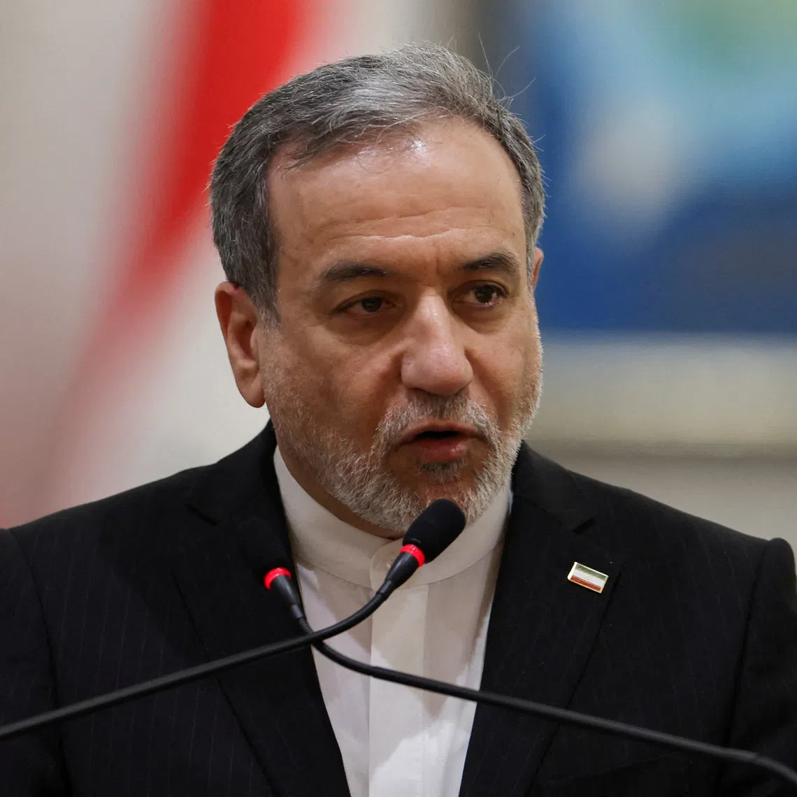 Iranian Foreign Minister Abbas Araqchi has urged Bulgaria to reconsider its decision to allow the temporary deployment of US military aircraft at the Bezmer air base.