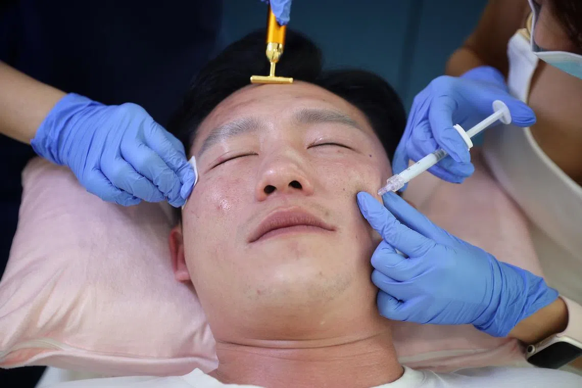 Unlike their predecessors, many male patients today have no qualms about telling the world about their most recent cosmetic procedure. 