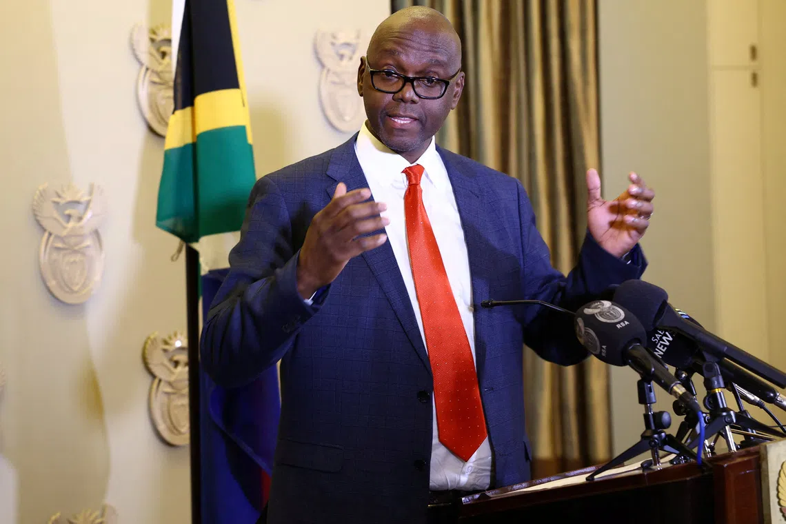 Presidential Spokesperson Vincent Magwenya updates the media at the parliament in Cape Town, South Africa, December 1, 2022. REUTERS/Esa Alexander