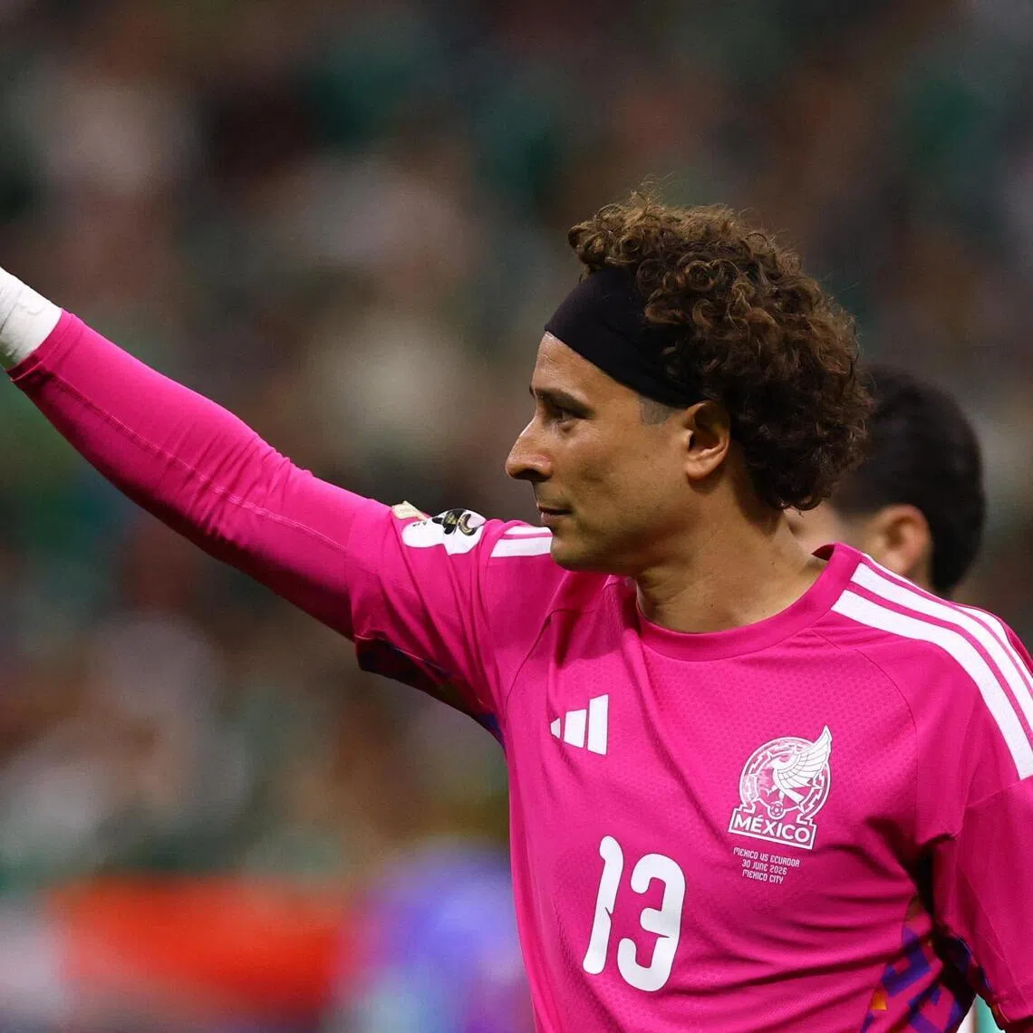 Soccer Football - FIFA World Cup 2026 - Round of 32 - Mexico v Ecuador - Estadio Azteca, Mexico City, Mexico - June 30, 2026
Mexico's Guillermo Ochoa acknowledges fans before the match REUTERS/Raquel Cunha
