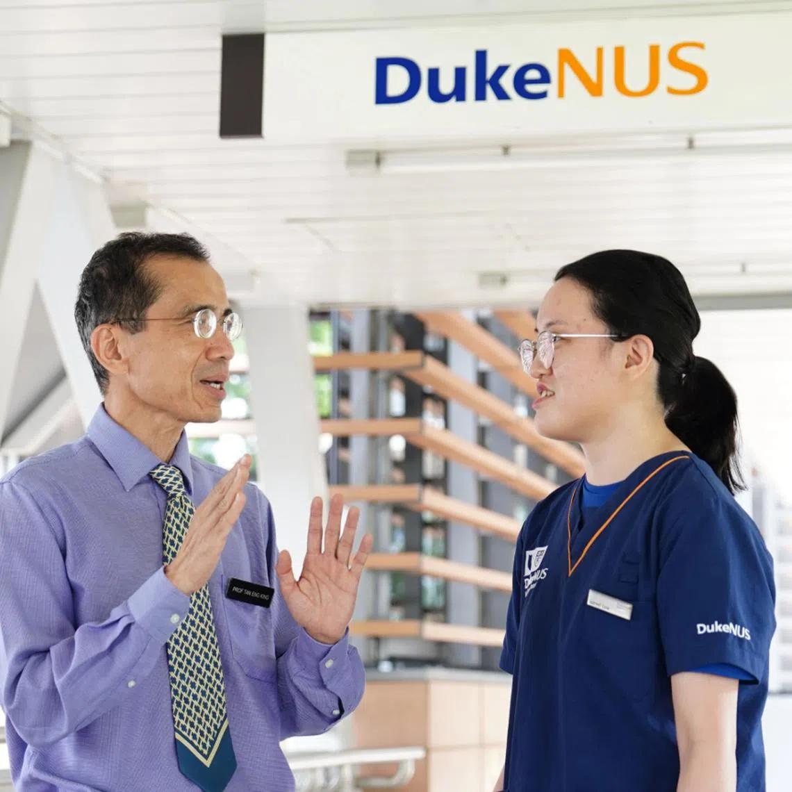 Under Prof Tan Eng King’s guidance, Ms Jazreel Low (right) successfully published her research on caffeine dependence and Parkinson's disease in the Journal of Translational Medicine in 2024. 