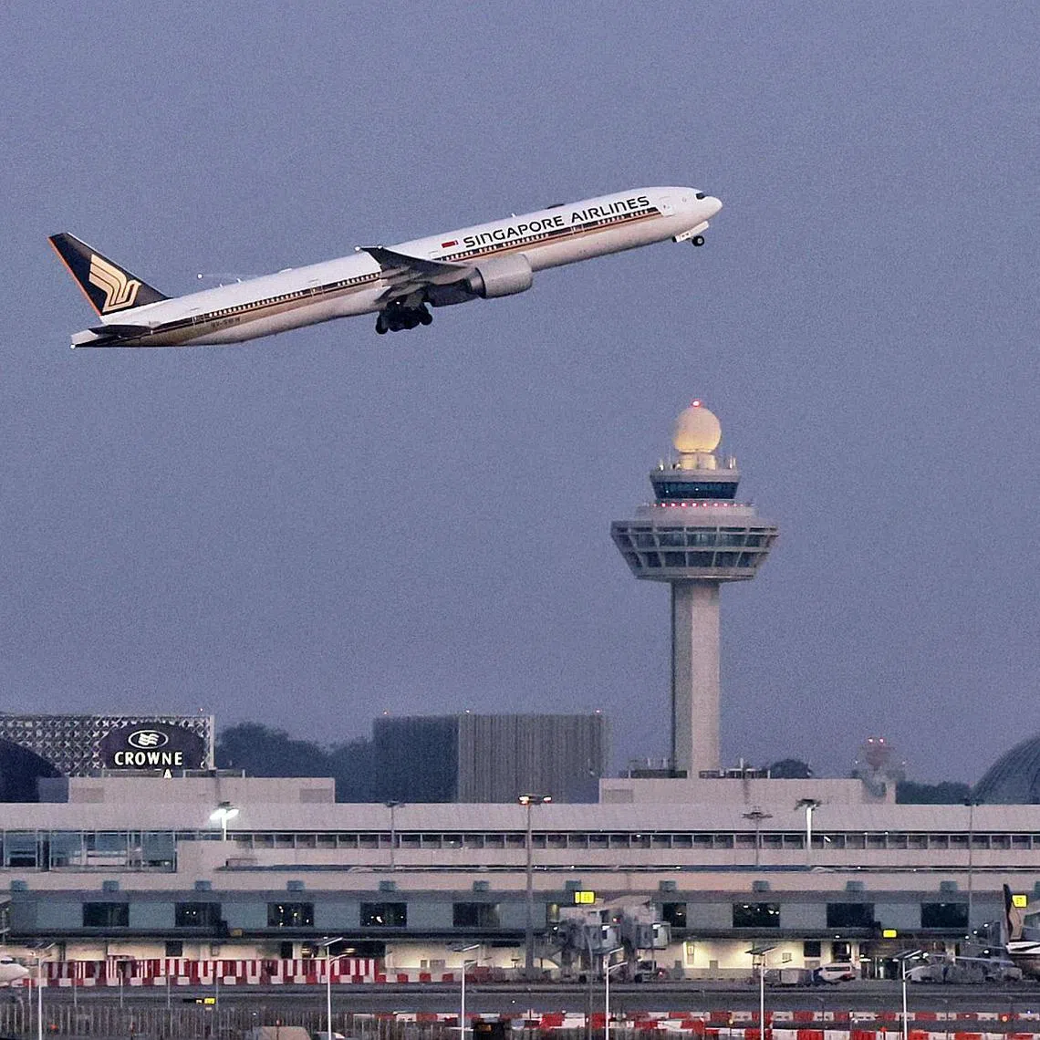 Some 5.22 billion passengers are expected to take to the skies in the coming year, said IATA.