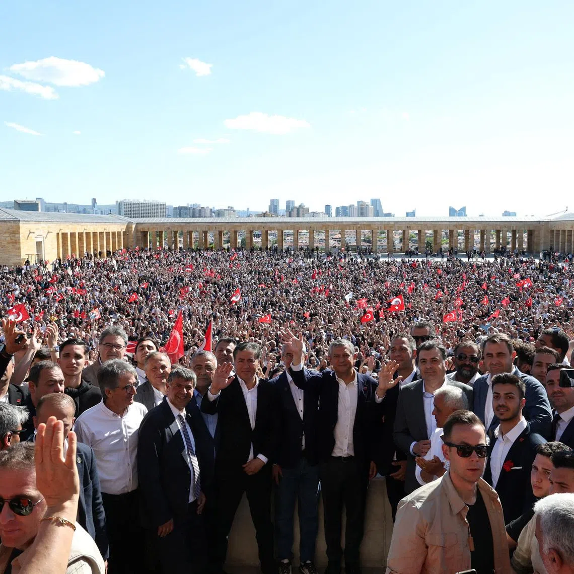 Ozgur Ozel, the ousted chairman of the main opposition Republican People’s Party (CHP), and his supporters visit the mausoleum of modern Turkey’s founder Mustafa Kemal Ataturk in Ankara, Turkey, May 30, 2026. REUTERS/Efekan Akyuz