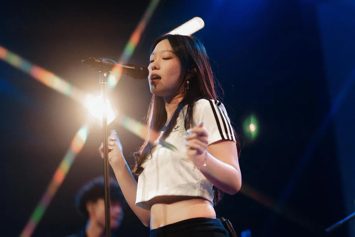 cwregina - Regina Song performing at fangirl: the tour in Kuala Lumpur on Jan 10 

PHOTO: Courtesy of Bryan Ong