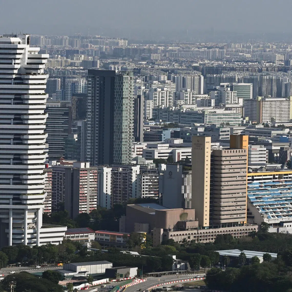 Gases from peatland and vegetation fires in surrounding regions recently may have led to a burning smell across many parts of Singapore on Feb 13.