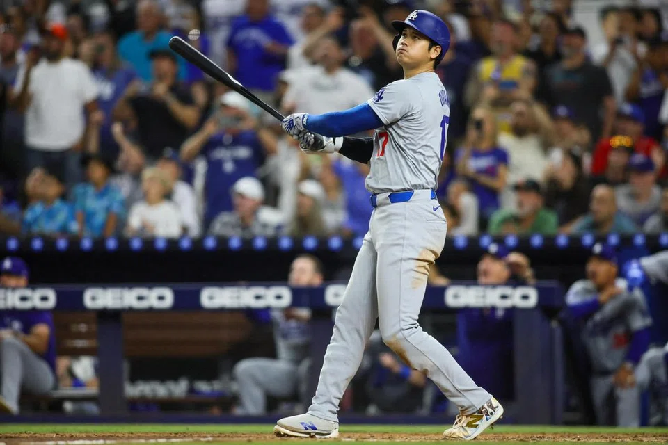 早い者勝ち】50/50: Shohei Ohtani Box 3個