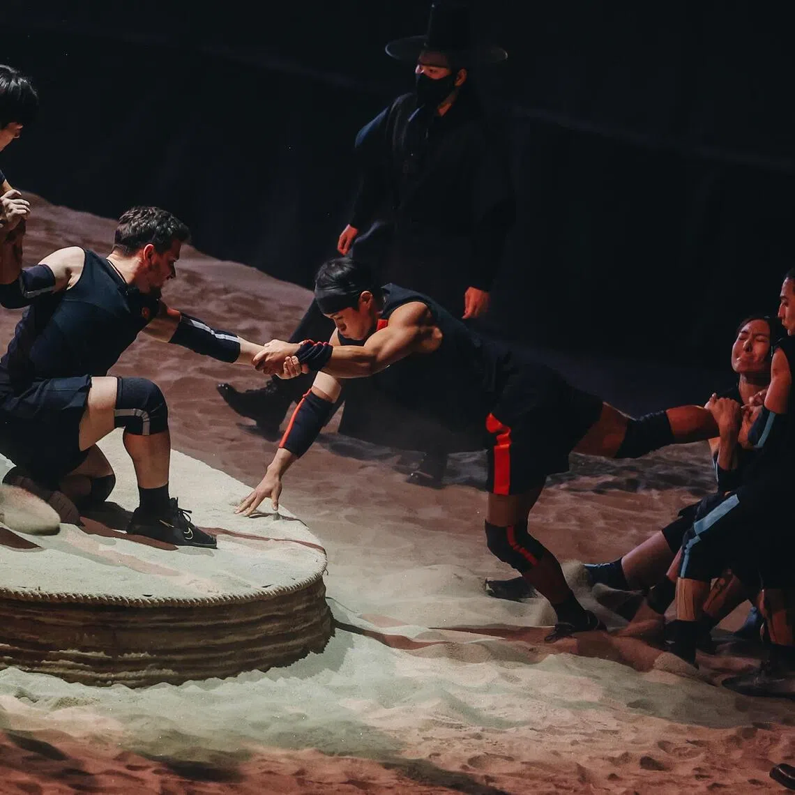 jspicks06 - Physical: Asia sees 48 contenders representing eight nations competing for country pride and one billion won (S$911,266).

Source / Copyright: NETFLIX