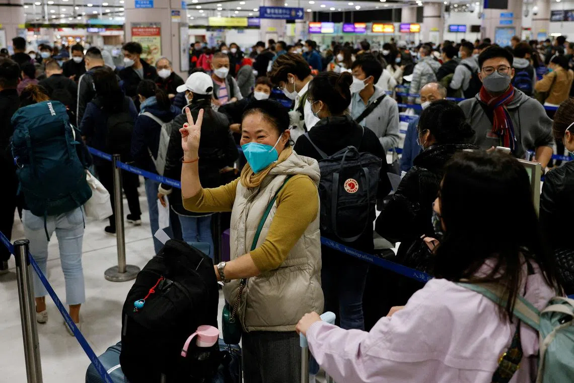 There were large crowds at the Lok Ma Chau border crossing heading north on Sunday.