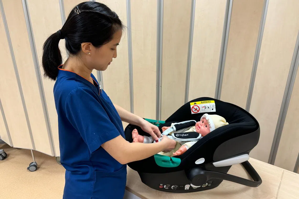 Three hundred babies born at the KK Women’s and Children’s Hospital (KKH) will receive complimentary car seats as part of a new initiative to encourage parents to make their babies’ car ride safer. 