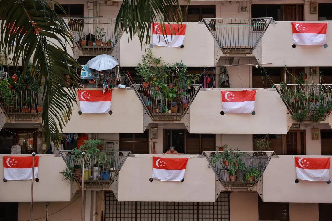 During this period, all organisations and households may display the national flag at their offices, building premises, and residential premises.