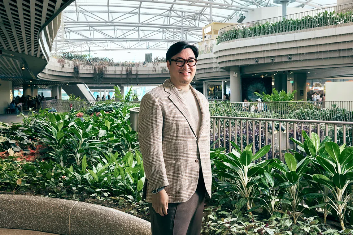 Nartano Lim WEAVE at Resorts World Sentosa