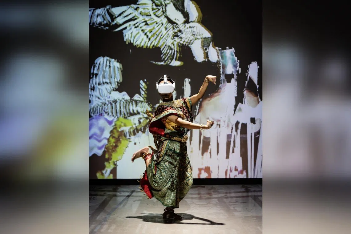 Kornkarn Rungsawang debuts as a choreographer with her dance inspired by Thai temple rituals, in which she uses a virtual-reality headset and augmented reality.