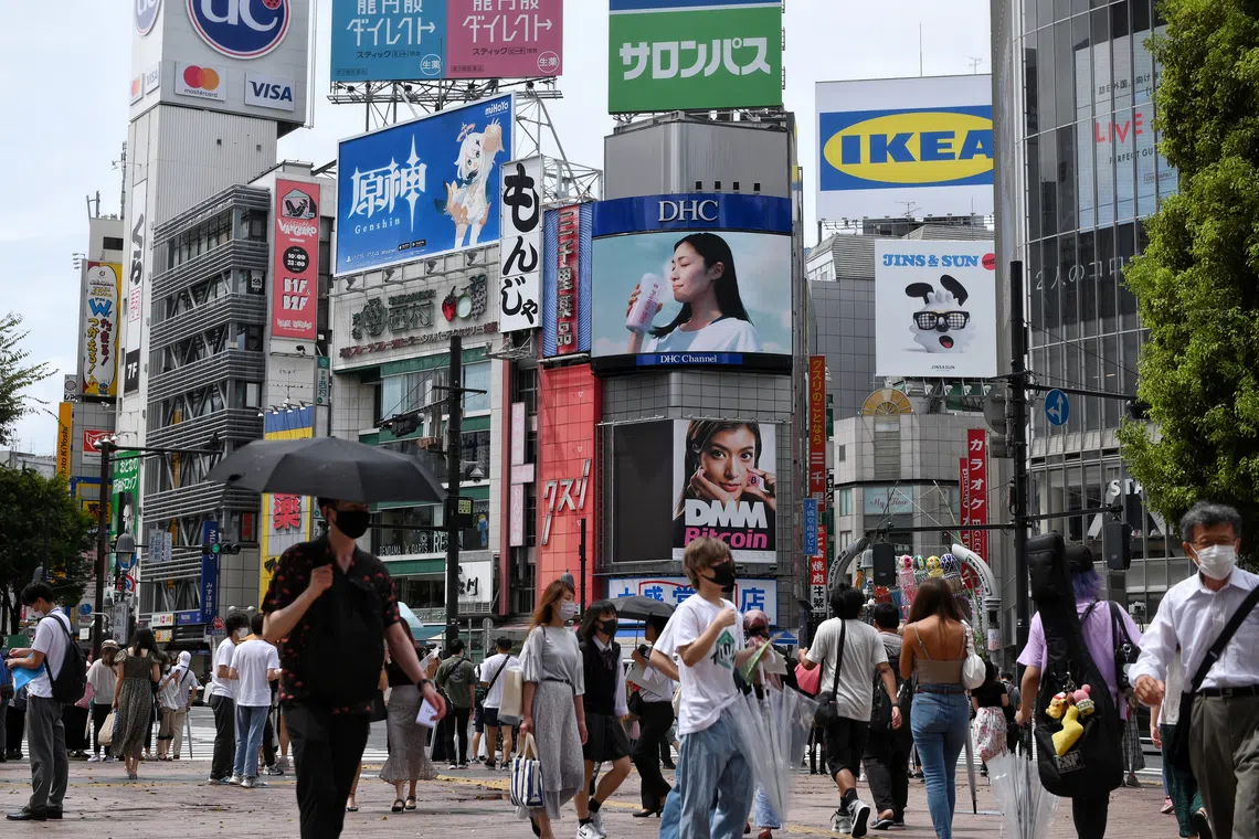 The total amount spent by foreign visitors on accommodation, shopping and other consumption in the first nine months of the year reached a record 6.9 trillion yen (S$59 billion).