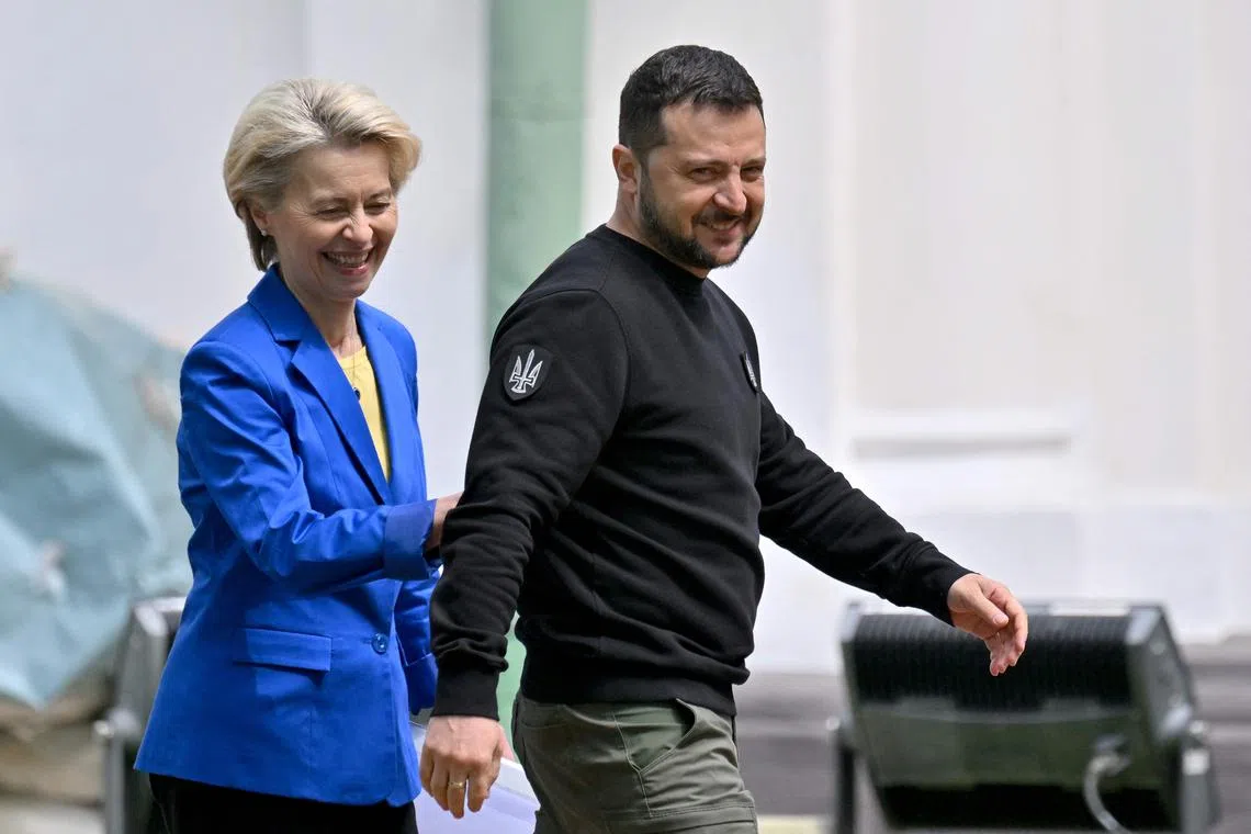 European Commission president Ursula von der Leyen and Ukrainian President Volodymyr Zelensky in Kyiv on May 9.