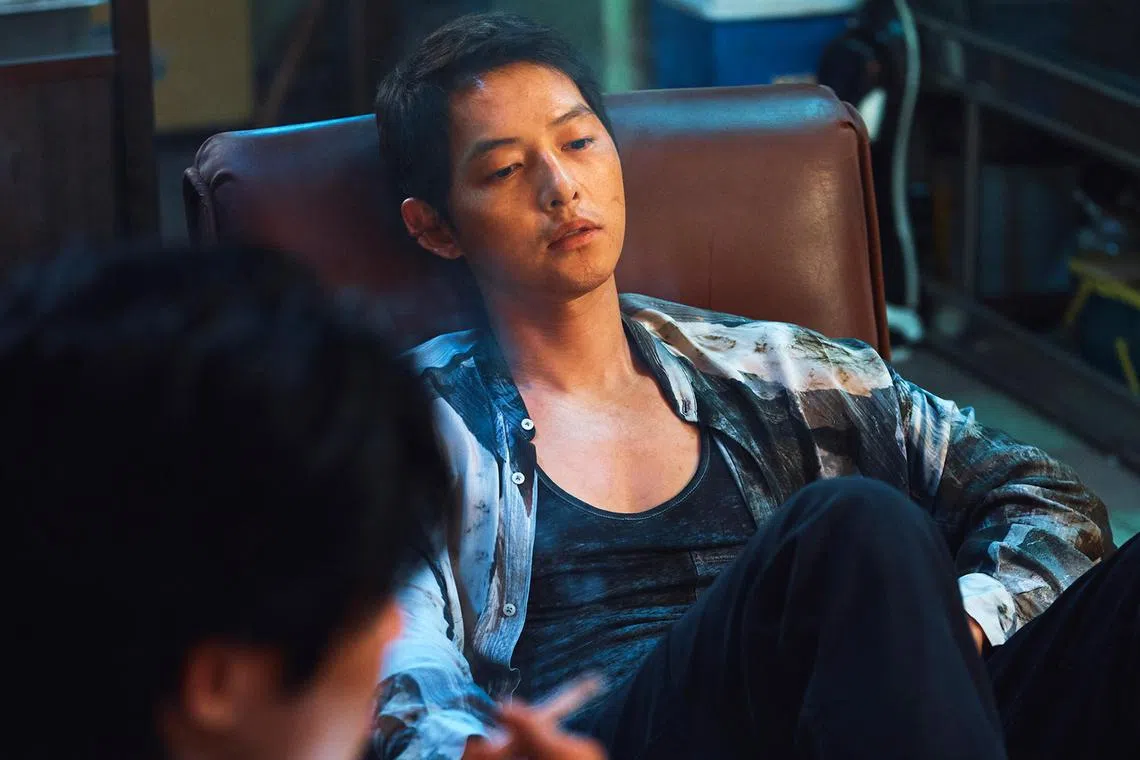 song29 - Movie Still: South Korean actor Song Joong-ki in the Hopeless


Credit: Golden Village Pictures