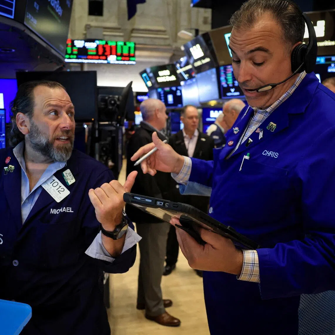 Traders work on the floor at the New York Stock Exchange (NYSE) in New York City, U.S., June 24, 2026.  REUTERS/Brendan McDermid