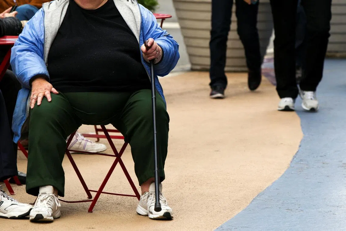 Worldwide, the economic costs associated with people being overweight or obese could top US$4 trillion annually by 2035, according to one study.