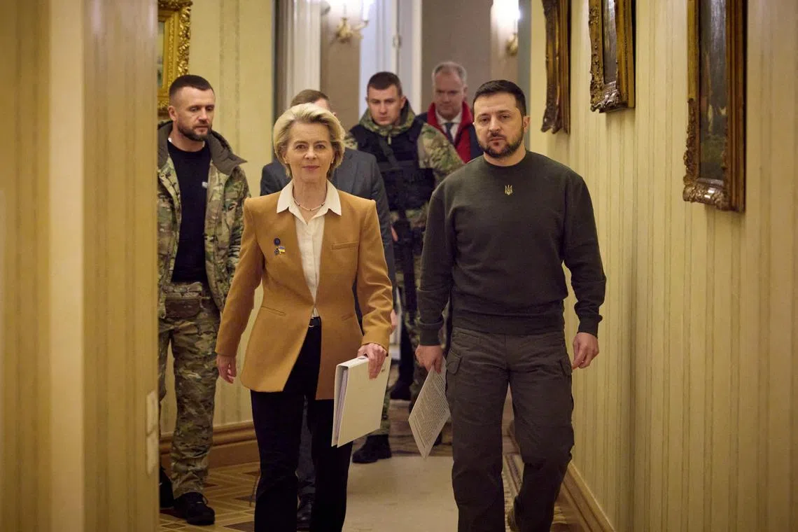 Ukraine's President Volodymyr Zelenskiy and European Commission President Ursula von der Leyen arrive for a news briefing, as Russia's attack on Ukraine continues, ahead of EU summit in Kyiv, Ukraine February 2, 2023. Ukrainian Presidential Press Service/Handout via REUTERS ATTENTION EDITORS - THIS IMAGE HAS BEEN SUPPLIED BY A THIRD PARTY.