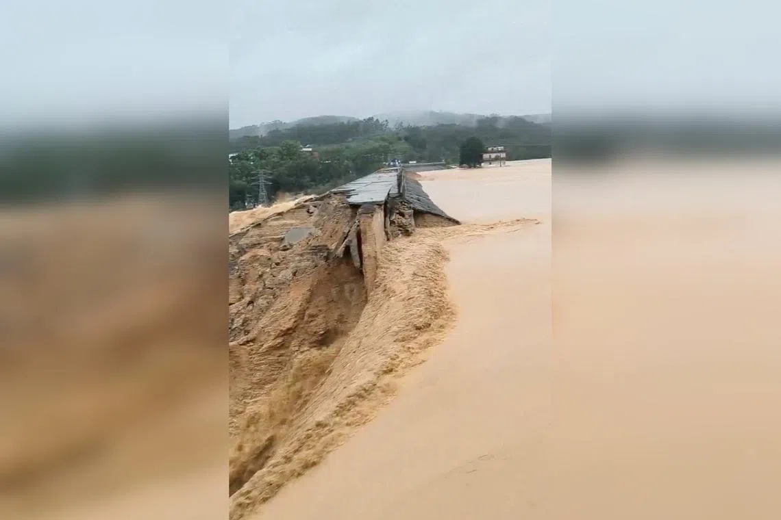 Flooding kills two in China’s Nanning as east braces for super typhoon