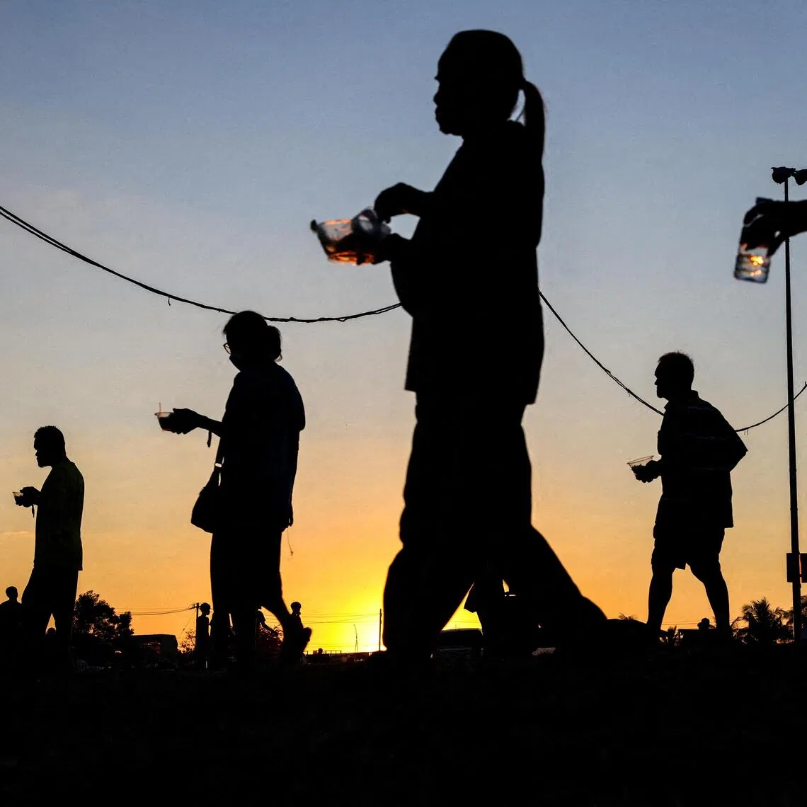 Clashes erupted on Dec 7, 2025, with at least 44 people killed and more than half a million civilians displaced.