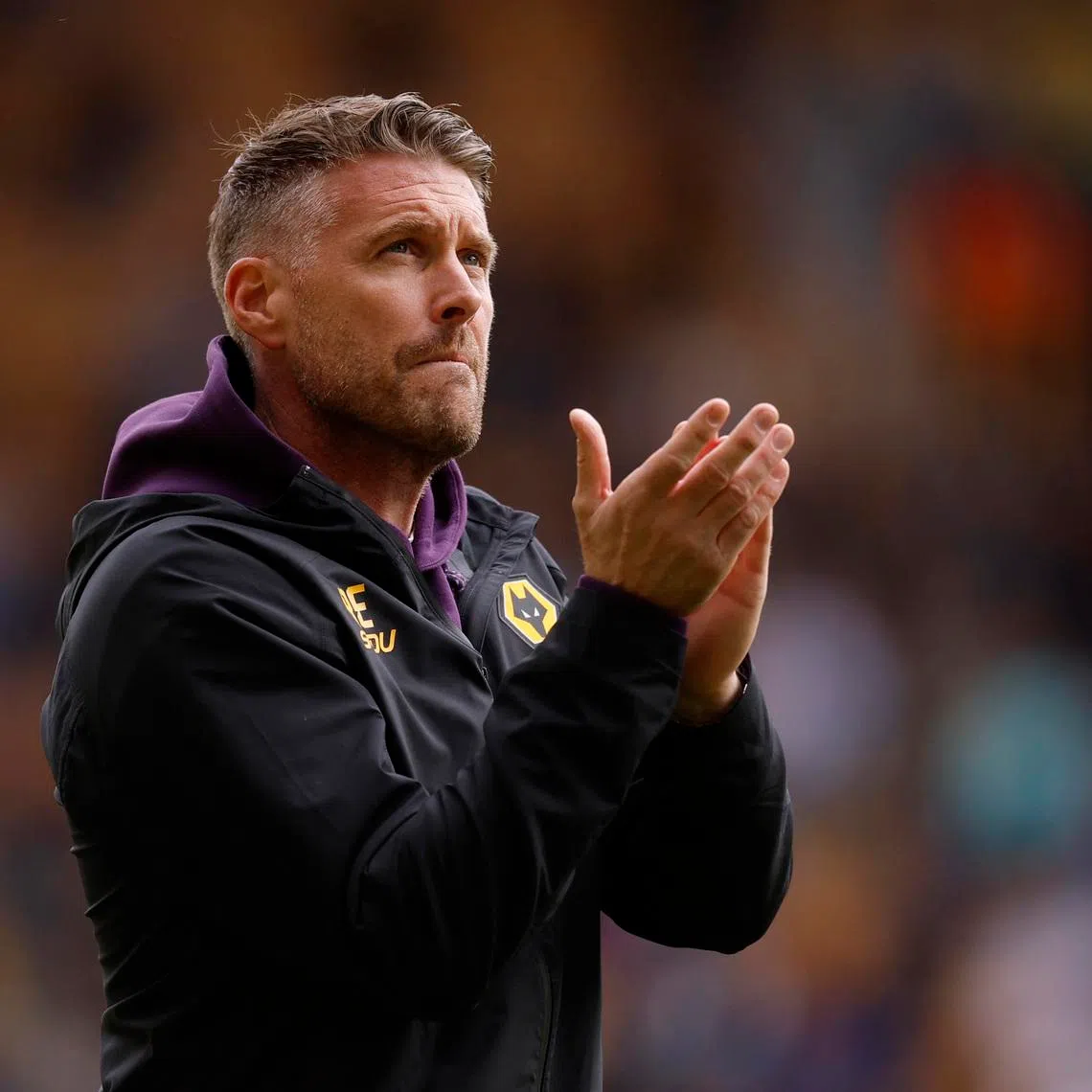 FILE PHOTO: Soccer Football - Premier League - Wolverhampton Wanderers v Fulham - Molineux Stadium, Wolverhampton, Britain - May 17, 2026 Wolverhampton Wanderers manager Rob Edwards during a lap of appreciation after the match Action Images via Reuters/Andrew Couldridge/File Photo