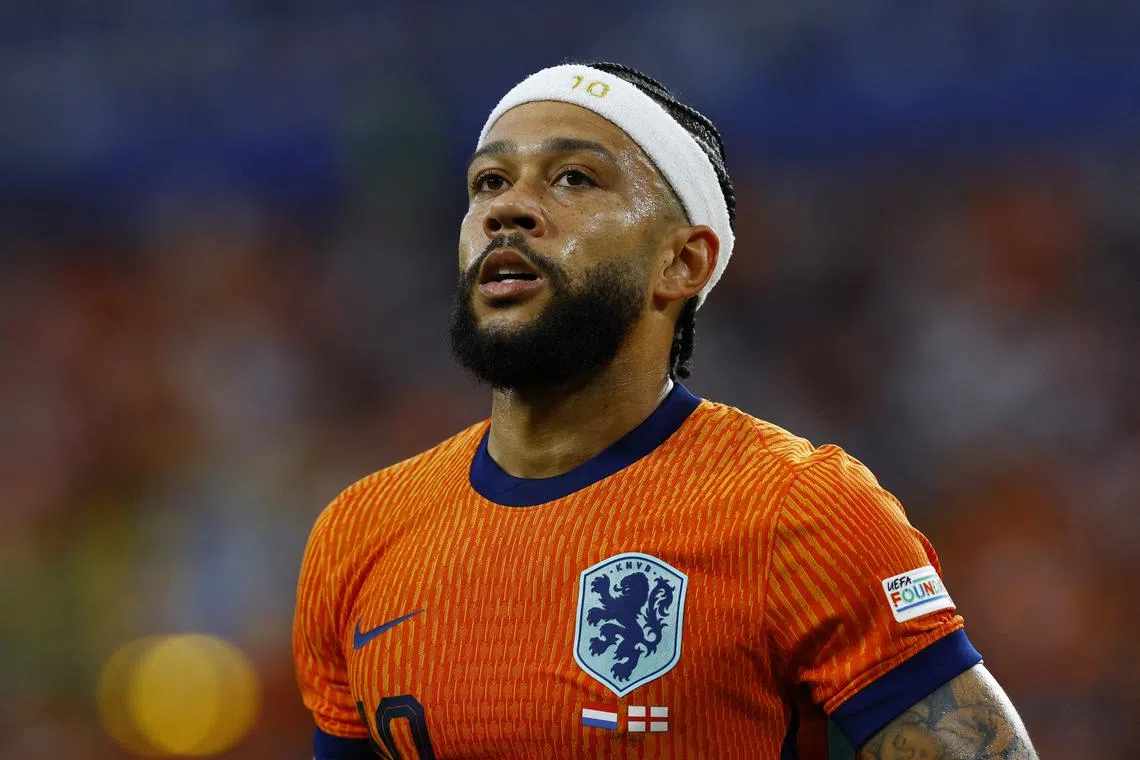 FILE PHOTO: Soccer Football - Euro 2024 - Semi Final - Netherlands v England - Dortmund BVB Stadion, Dortmund, Germany - July 10, 2024  Netherlands' Memphis Depay REUTERS/Piroschka Van De Wouw/FILE PHOTO